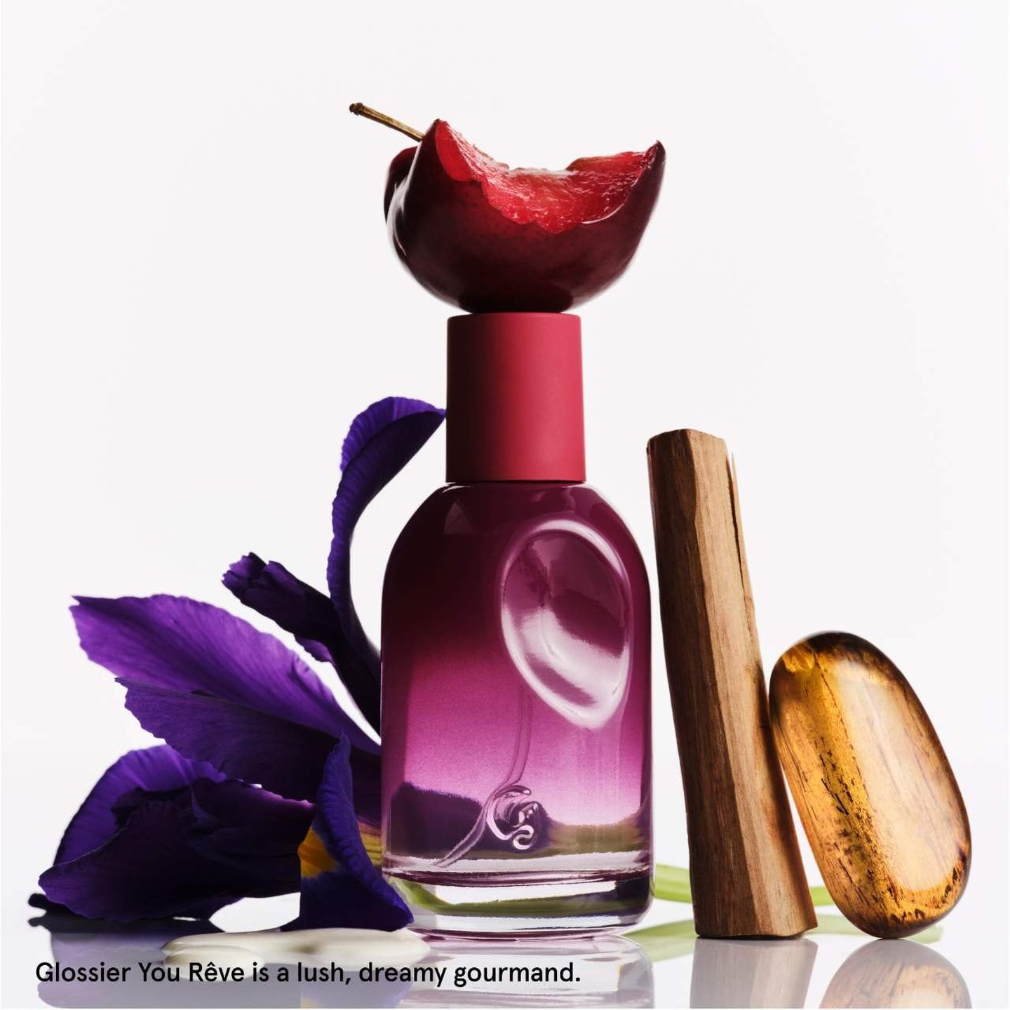 glossier-reve-launch-carousel-